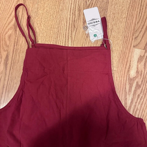 NWT Red Adjustable Straps Wide Leg Romper Jumpsuit Size Medium - Picture 3 of 11